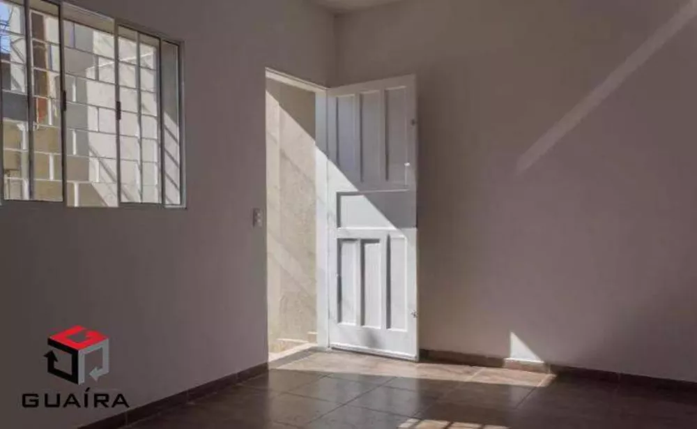 Sobrado à venda com 2 quartos, 90m² - Foto 2