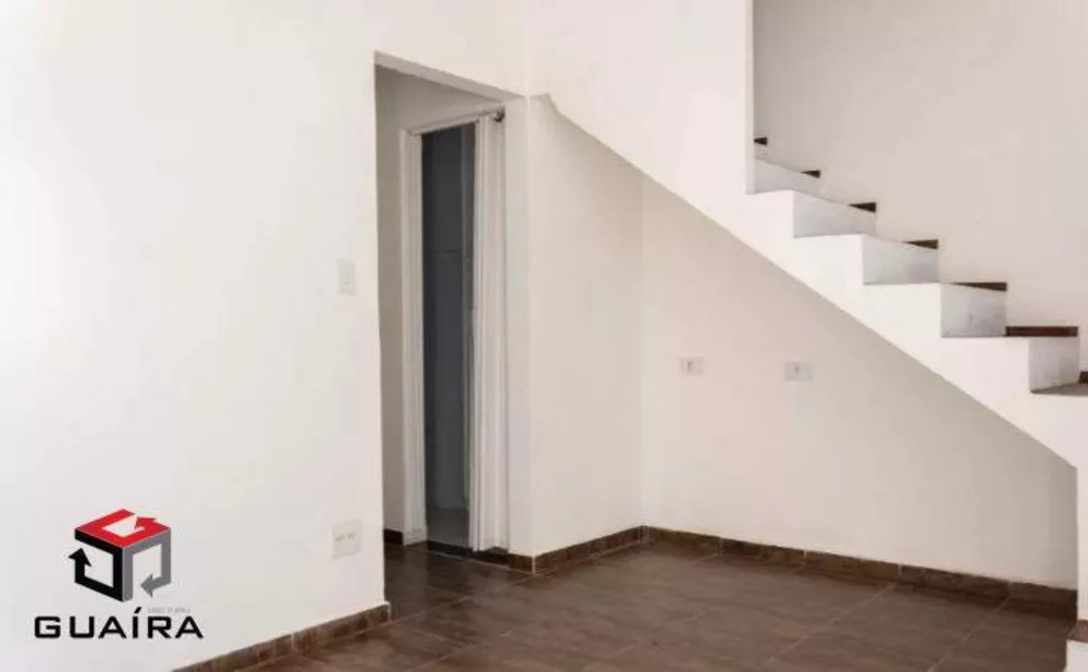 Sobrado à venda com 2 quartos, 90m² - Foto 3