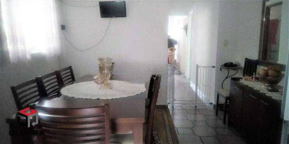 Casa à venda com 3 quartos, 183m² - Foto 1