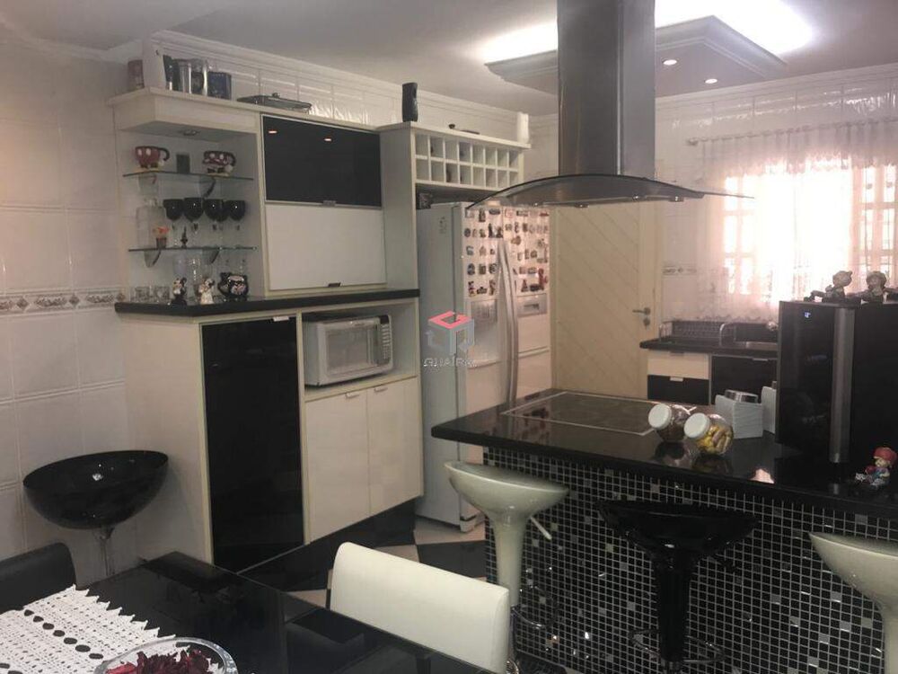 Sobrado à venda com 3 quartos, 132m² - Foto 4