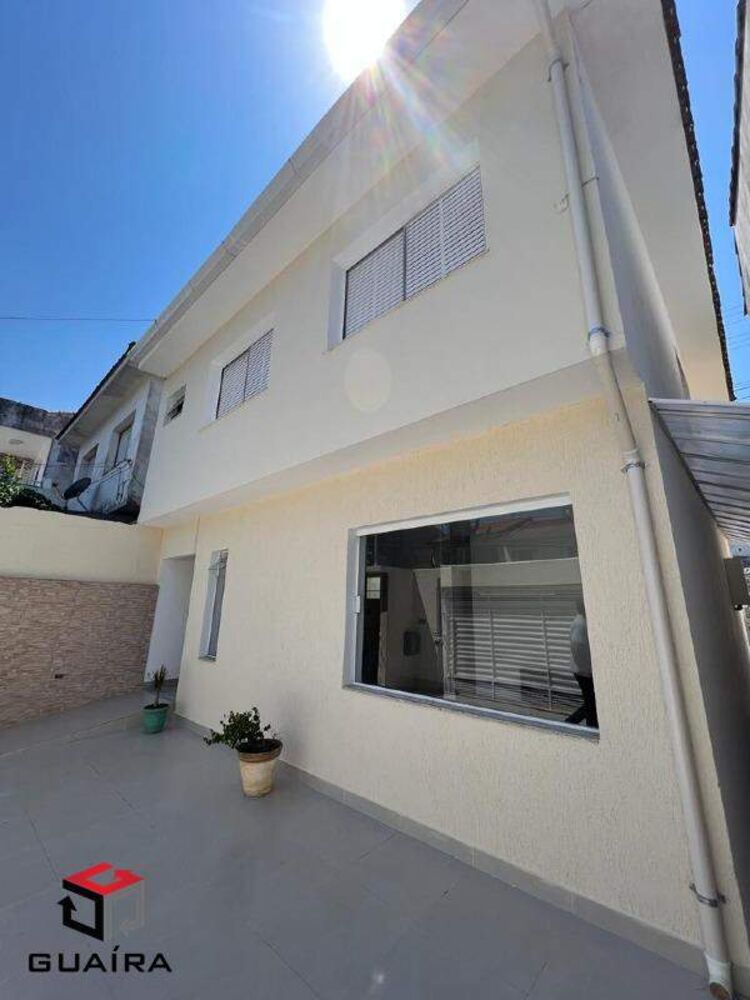 Sobrado à venda com 3 quartos, 170m² - Foto 1