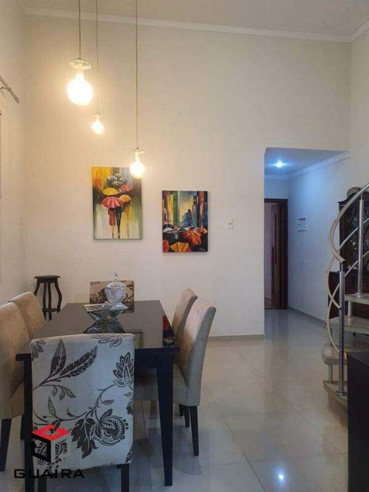 Sobrado à venda com 4 quartos, 255m² - Foto 1