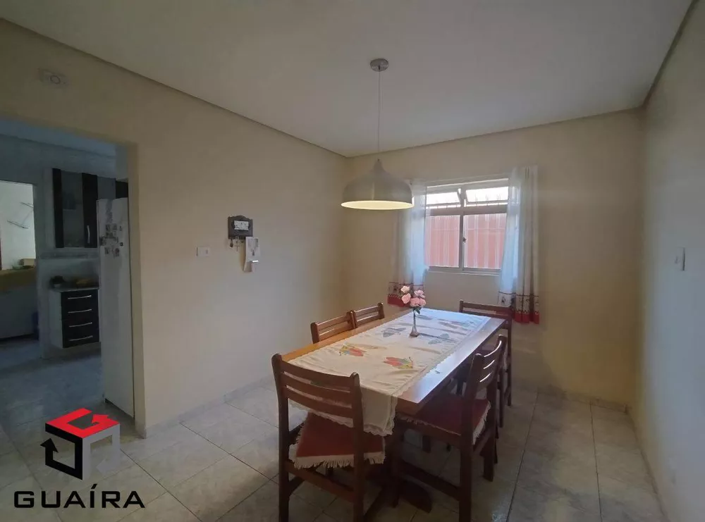 Casa à venda com 2 quartos, 224m² - Foto 2