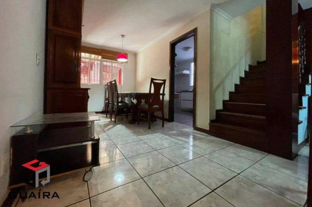 Sobrado à venda com 3 quartos, 160m² - Foto 2