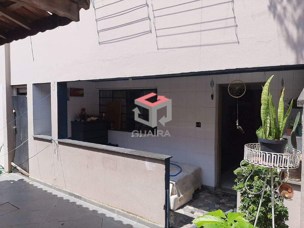 Casa à venda com 6 quartos, 318m² - Foto 10