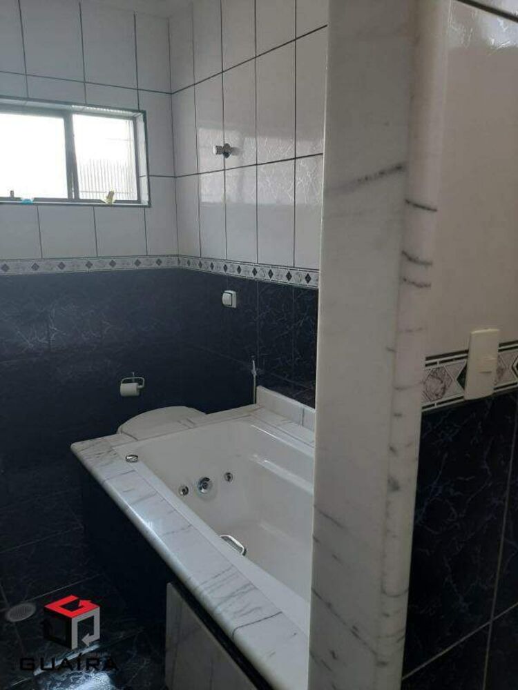 Sobrado à venda com 3 quartos, 220m² - Foto 4