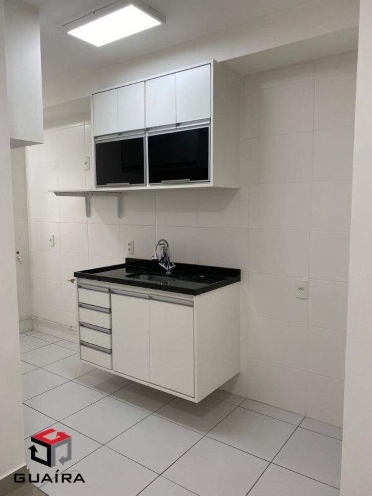 Apartamento à venda com 2 quartos, 70m² - Foto 4