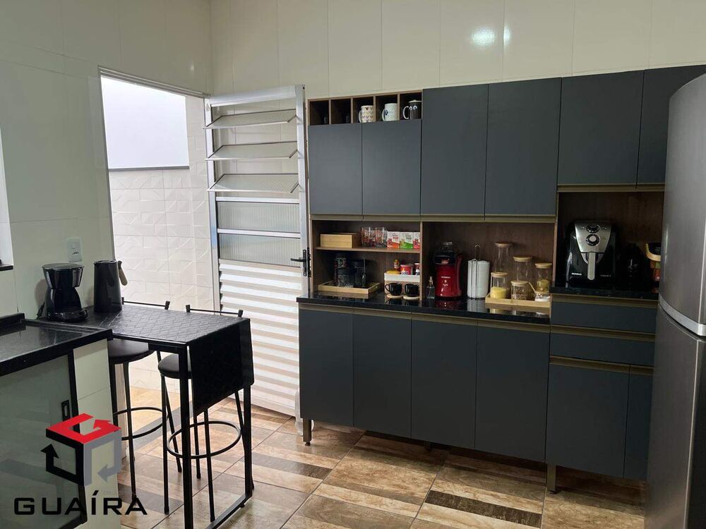 Casa à venda com 3 quartos, 180m² - Foto 5