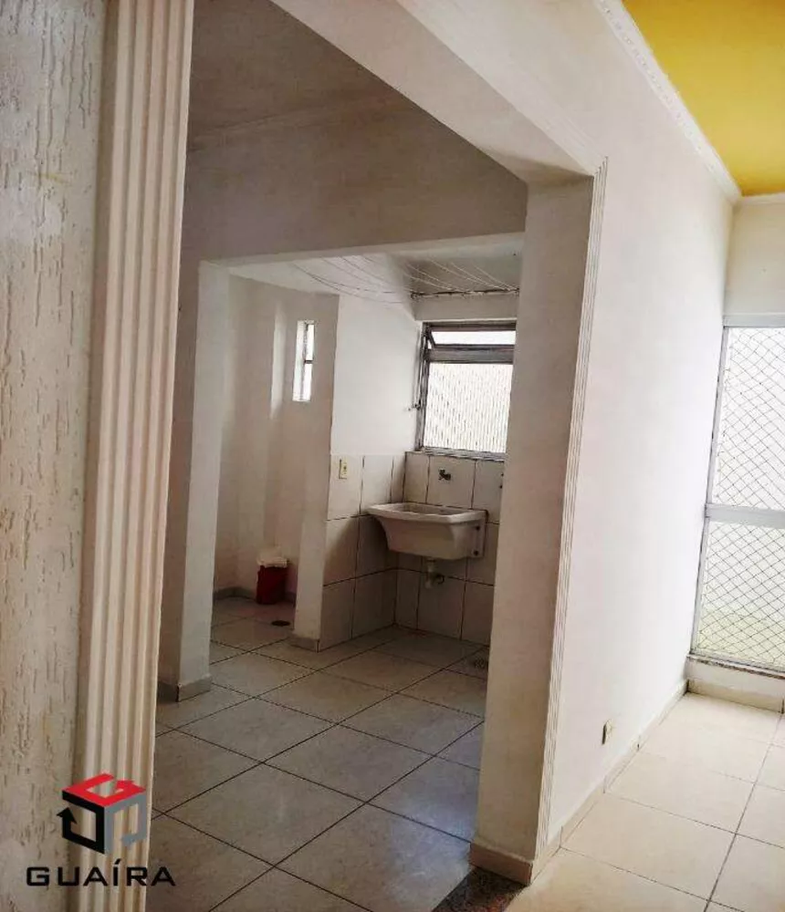 Apartamento à venda com 2 quartos, 62m² - Foto 4