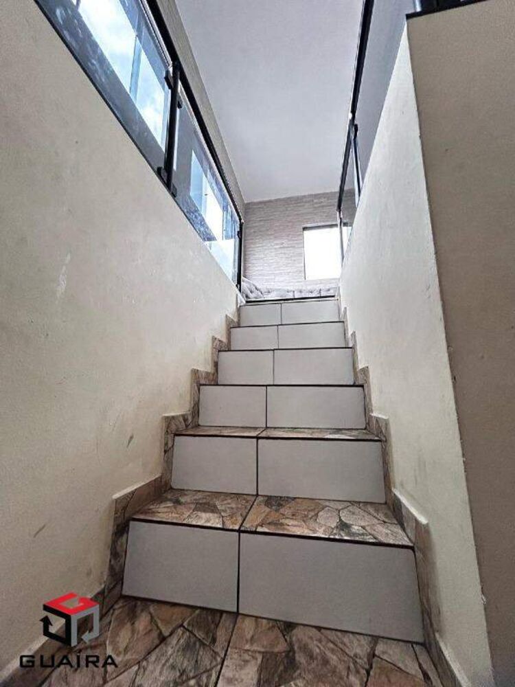 Sobrado à venda com 5 quartos, 205m² - Foto 2