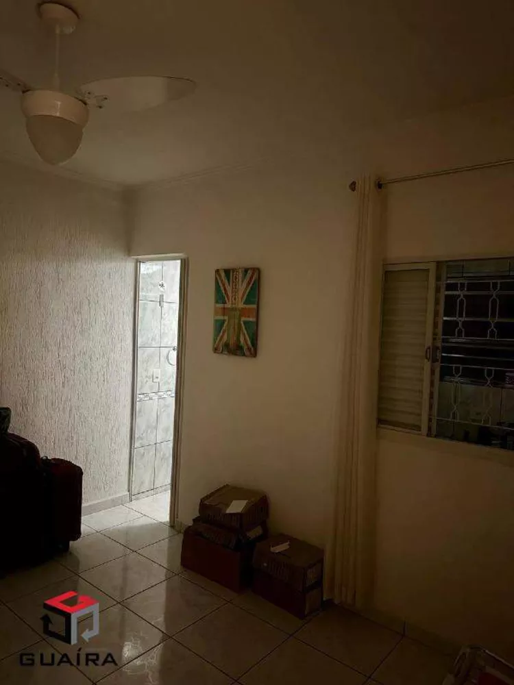 Casa à venda com 4 quartos, 240m² - Foto 2