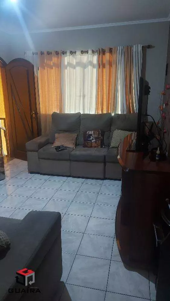 Sobrado à venda com 3 quartos, 170m² - Foto 1