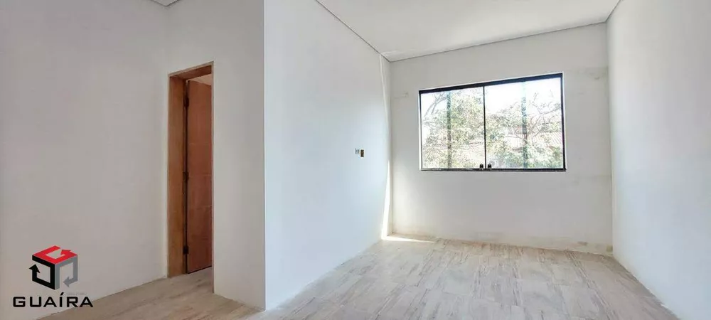 Casa à venda com 3 quartos, 320m² - Foto 1