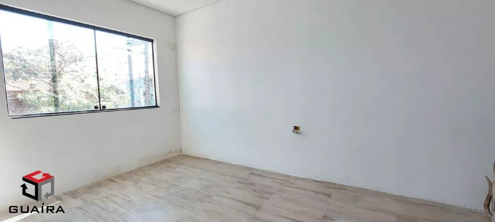 Casa à venda com 3 quartos, 320m² - Foto 2