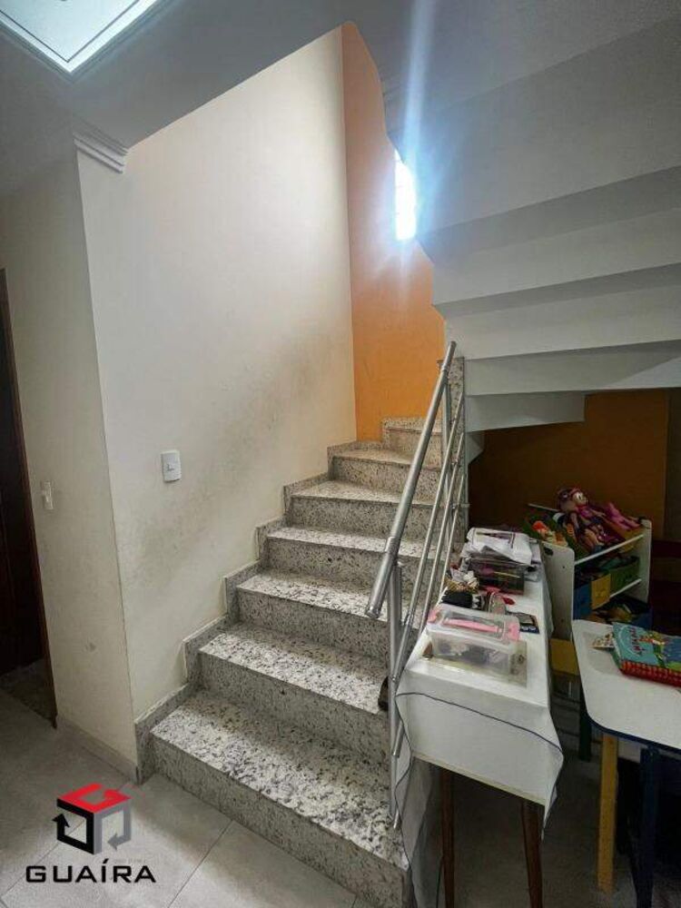 Sobrado à venda com 3 quartos, 167m² - Foto 2
