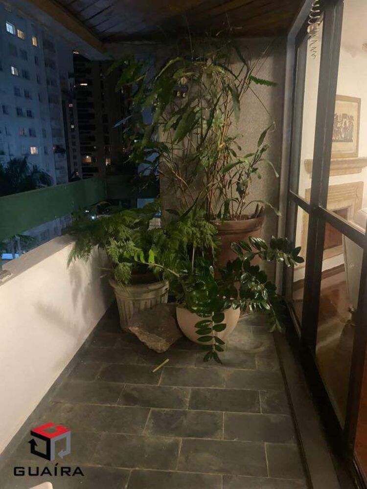 Apartamento à venda com 4 quartos, 155m² - Foto 13