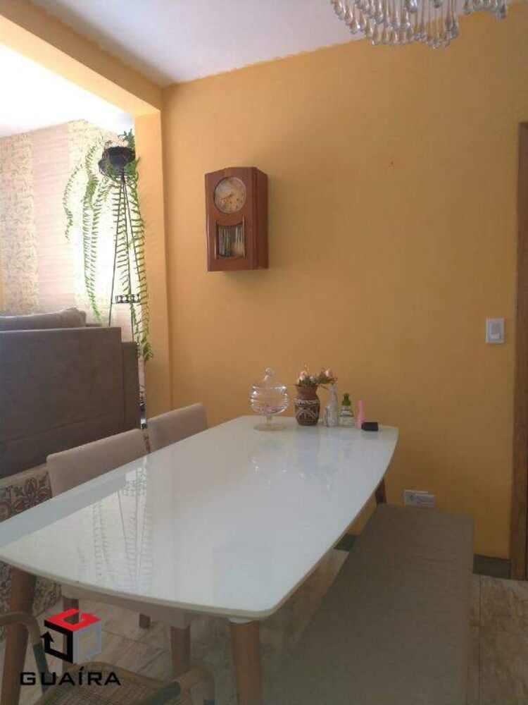 Sobrado à venda com 4 quartos, 240m² - Foto 9
