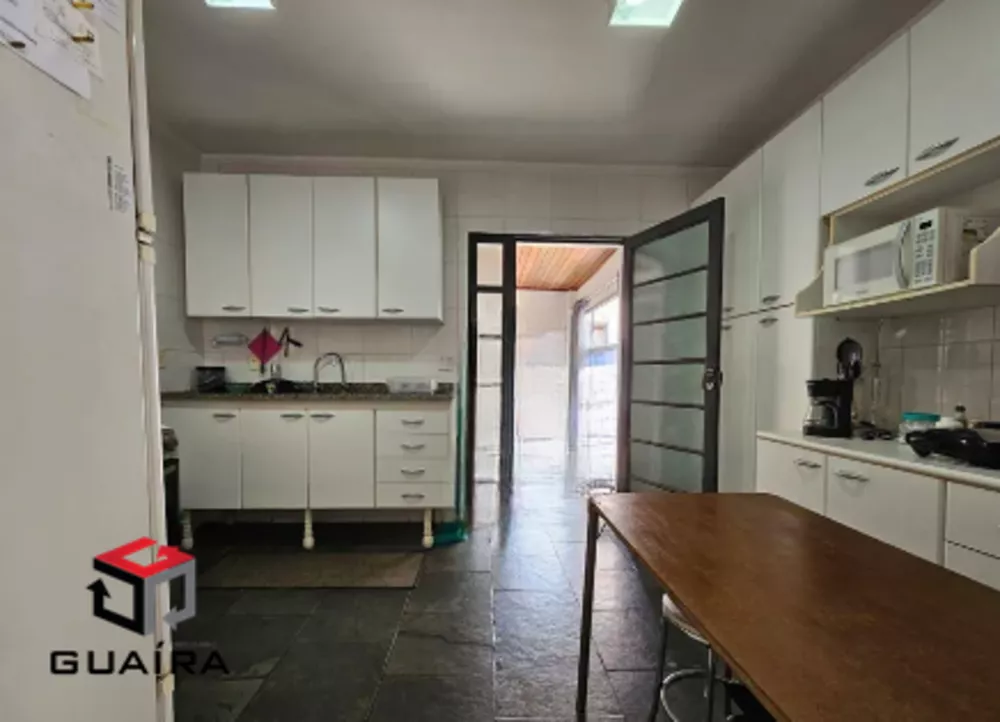 Casa à venda com 2 quartos, 280m² - Foto 4