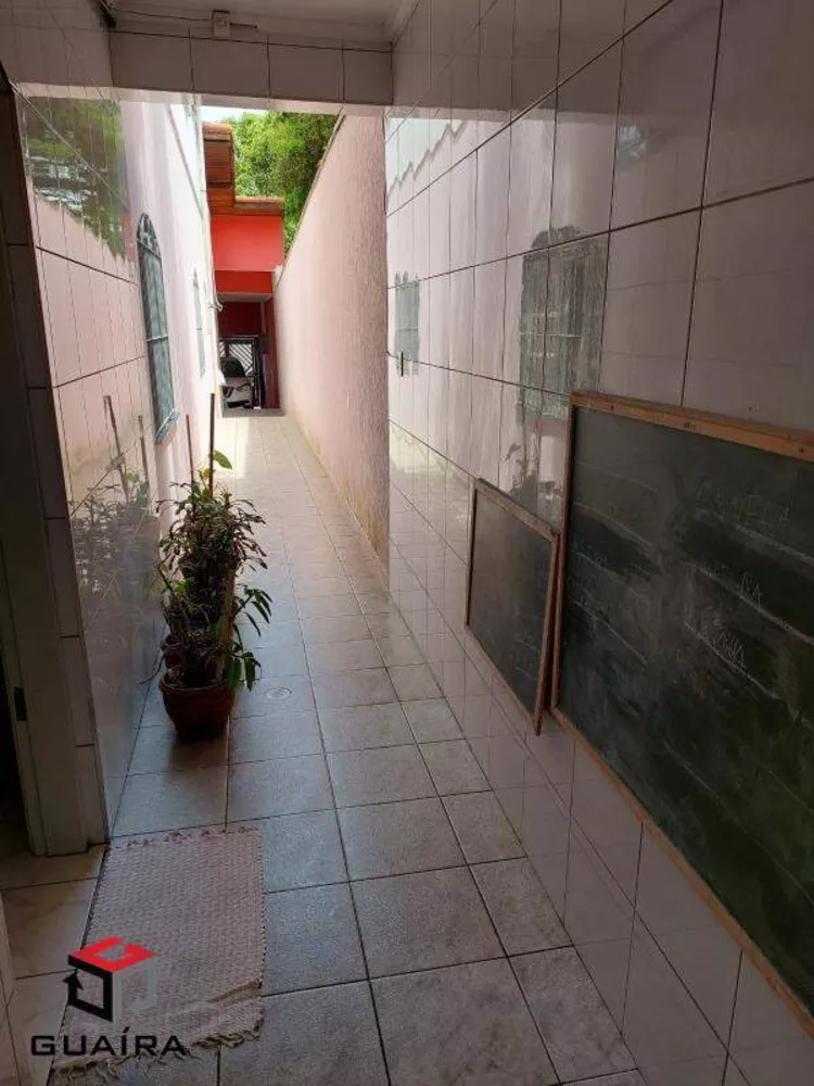 Sobrado à venda com 3 quartos, 216m² - Foto 2