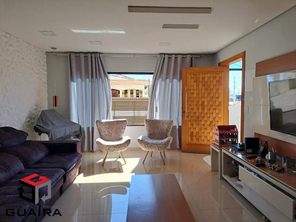 Sobrado à venda com 3 quartos, 210m² - Foto 2