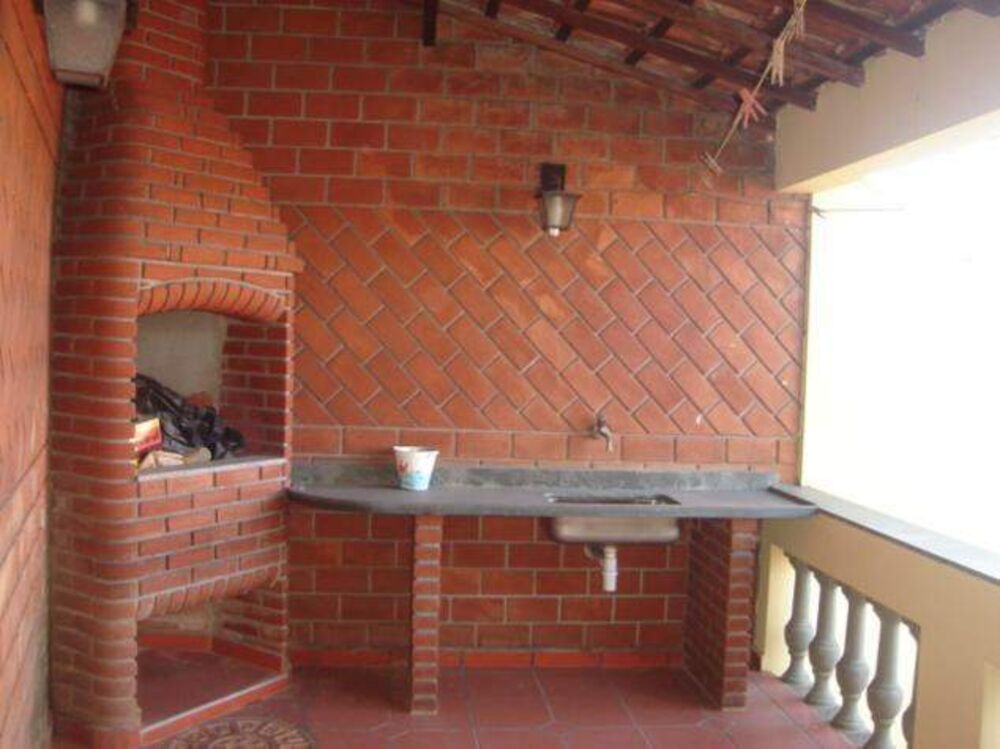 Sobrado à venda com 3 quartos, 276m² - Foto 3