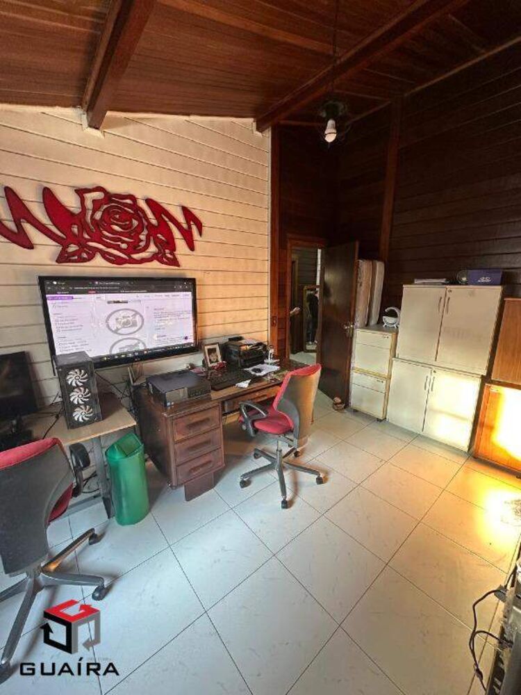 Sobrado à venda com 3 quartos, 250m² - Foto 17