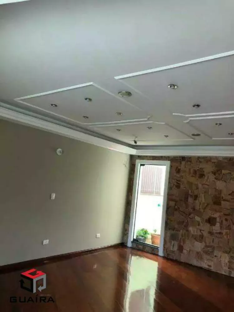 Sobrado à venda com 3 quartos, 239m² - Foto 2