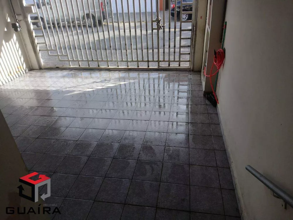 Sobrado à venda com 4 quartos, 200m² - Foto 3