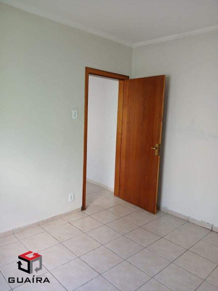 Casa à venda com 2 quartos, 180m² - Foto 14