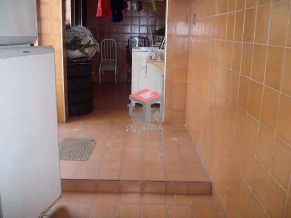 Sobrado à venda com 3 quartos, 300m² - Foto 4
