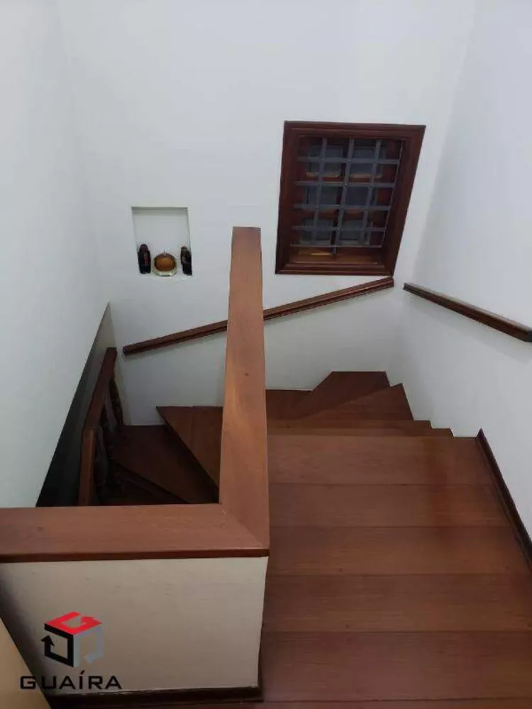 Sobrado à venda com 4 quartos, 257m² - Foto 13