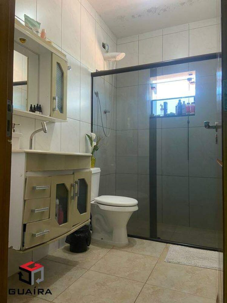 Sobrado à venda com 2 quartos, 165m² - Foto 2