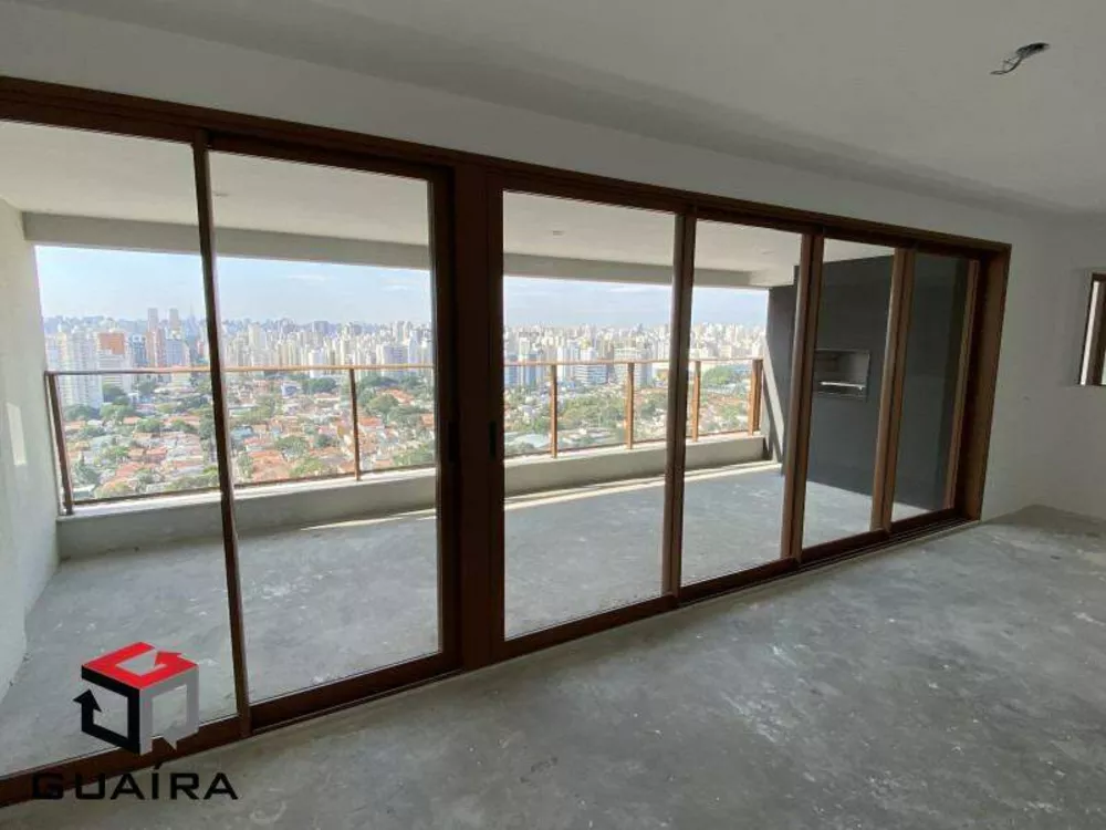 Apartamento à venda com 3 quartos, 145m² - Foto 1