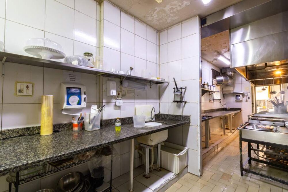 Casa Comercial à venda, 700m² - Foto 2