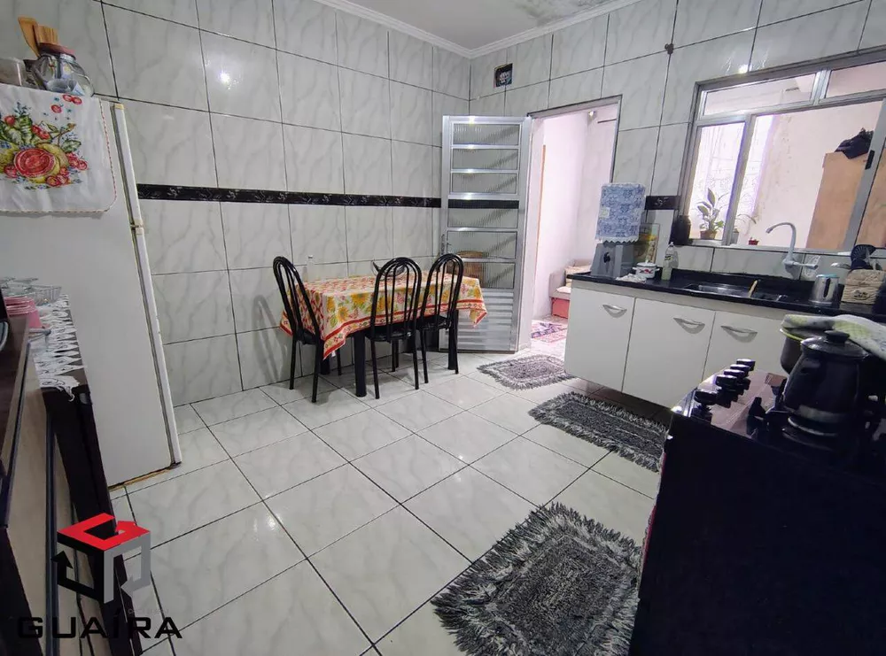 Sobrado à venda com 2 quartos, 251m² - Foto 2