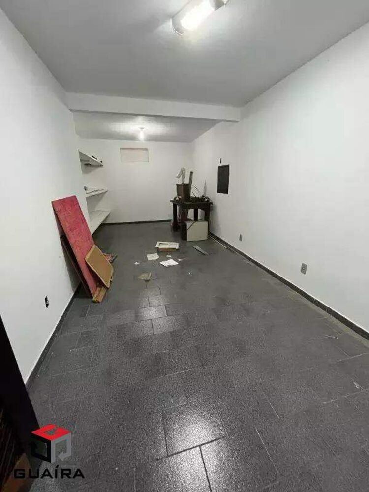 Sobrado à venda com 4 quartos, 200m² - Foto 1