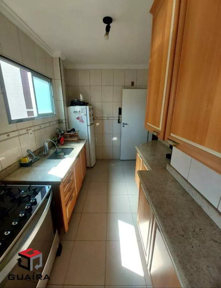 Apartamento à venda com 2 quartos, 68m² - Foto 4