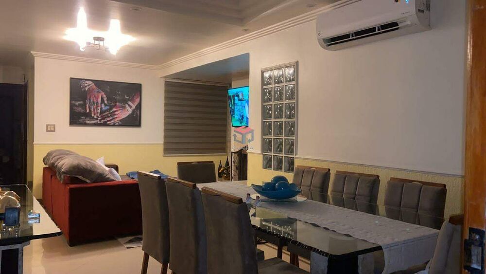 Sobrado à venda com 3 quartos, 226m² - Foto 2