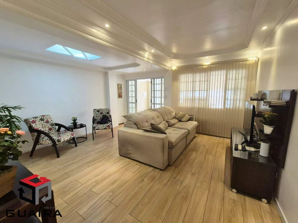 Sobrado à venda com 3 quartos, 183m² - Foto 1