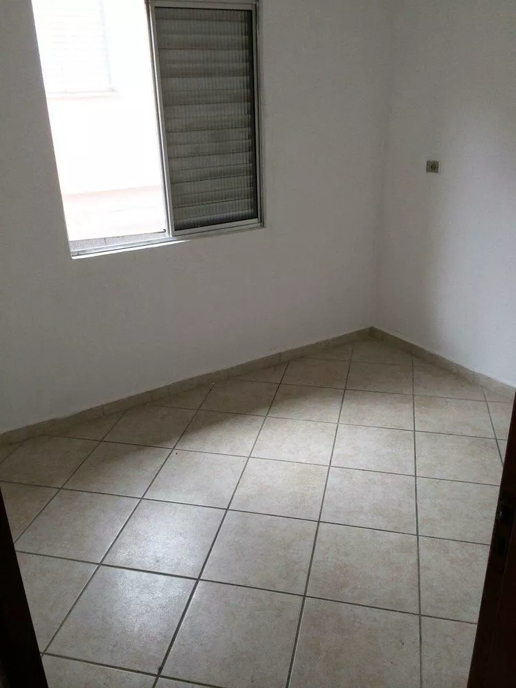 Sobrado à venda com 5 quartos, 160m² - Foto 2