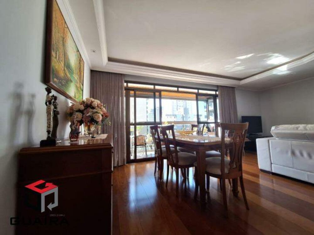 Apartamento à venda com 4 quartos, 184m² - Foto 1