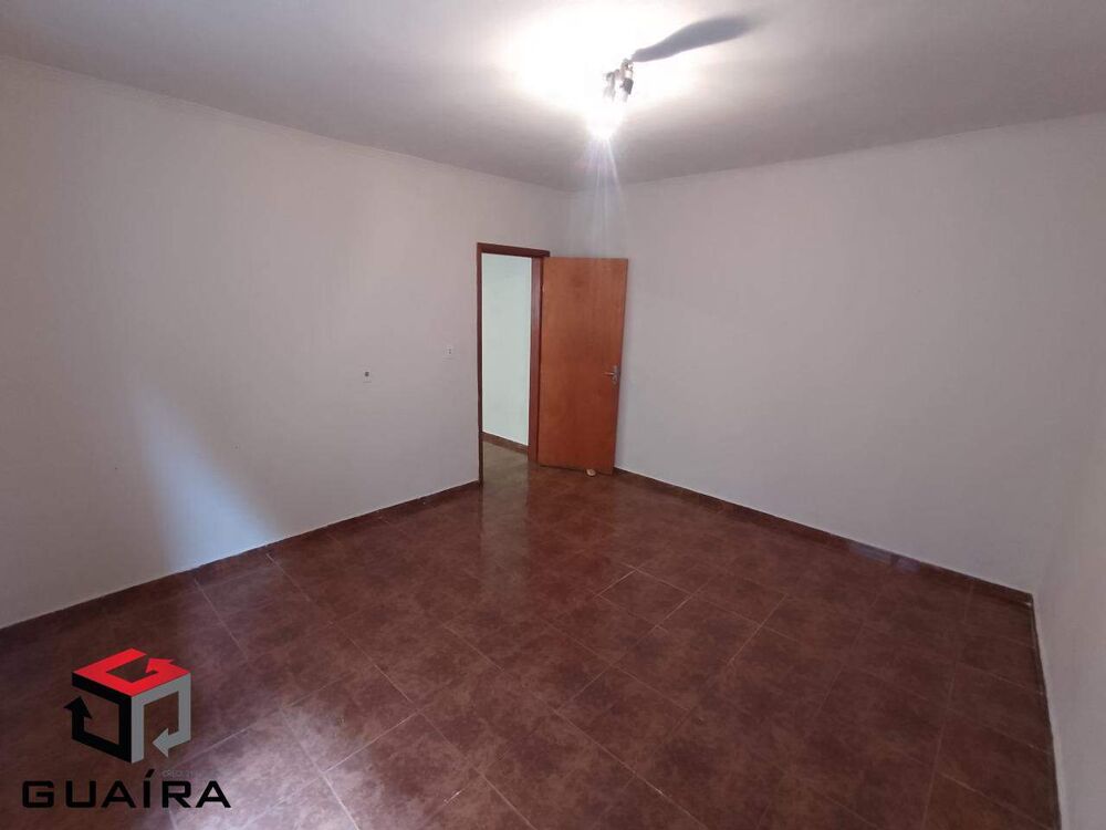 Casa à venda com 3 quartos, 176m² - Foto 1