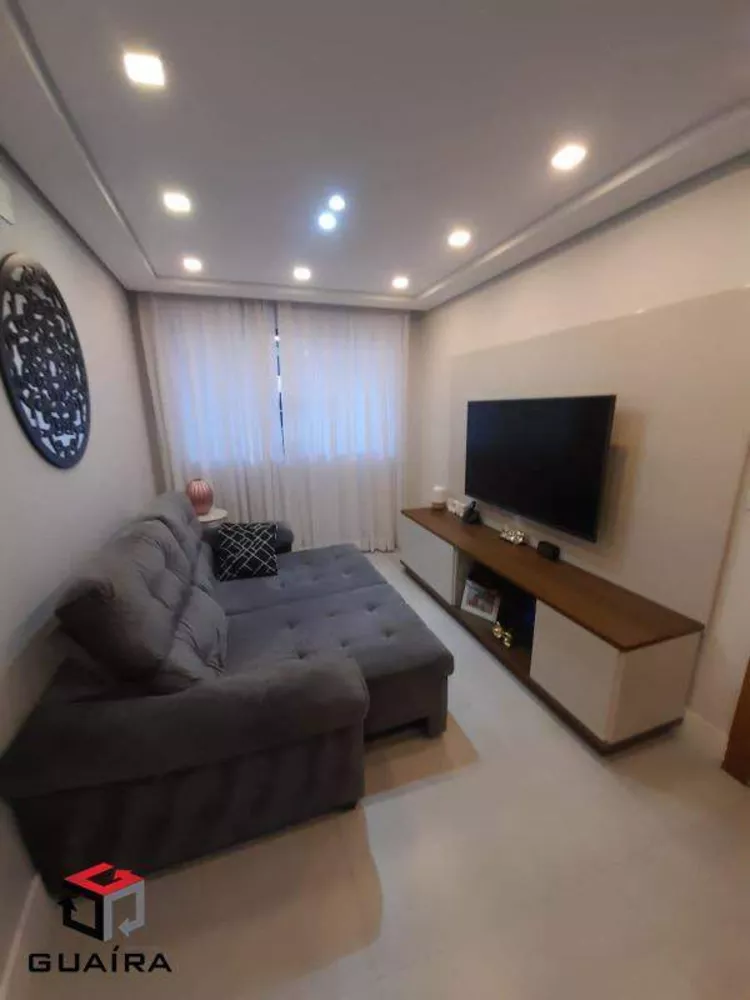 Sobrado à venda com 3 quartos, 138m² - Foto 1