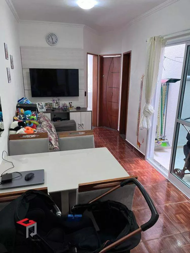 Apartamento à venda com 2 quartos, 37m² - Foto 3