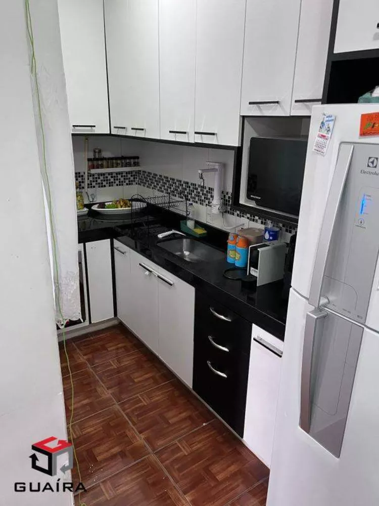 Apartamento à venda com 2 quartos, 37m² - Foto 8