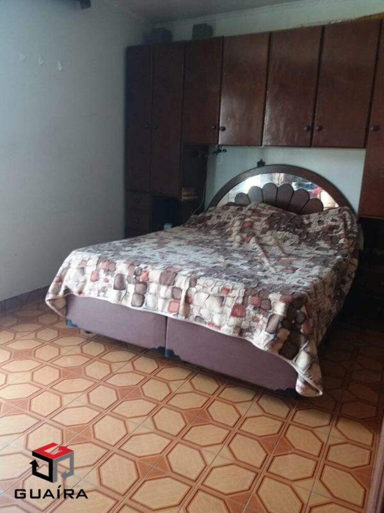 Sobrado à venda com 2 quartos, 249m² - Foto 4