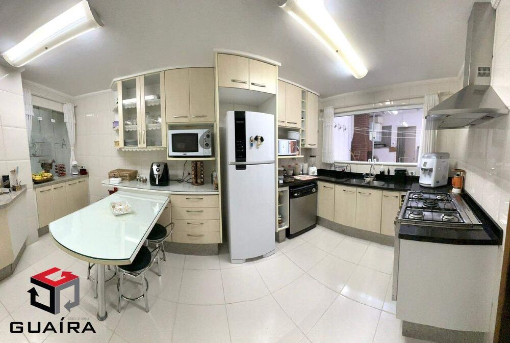 Sobrado à venda com 4 quartos, 185m² - Foto 9
