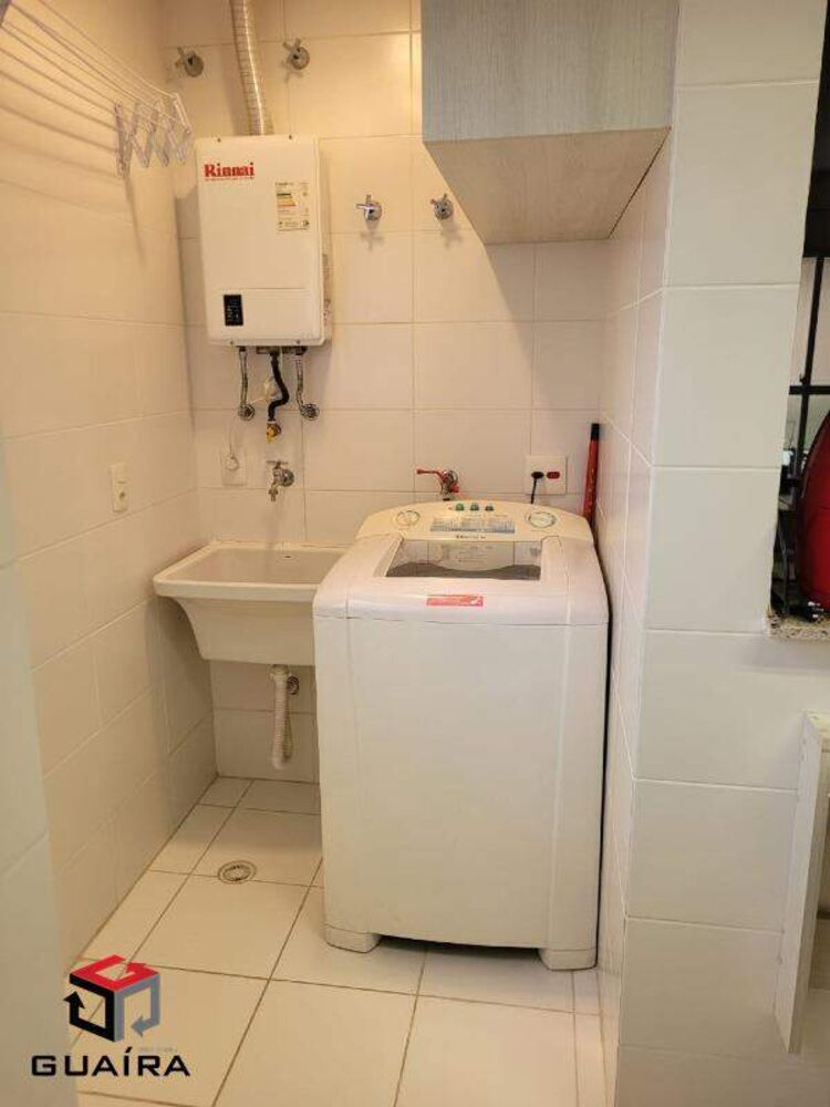 Apartamento à venda com 2 quartos, 70m² - Foto 2