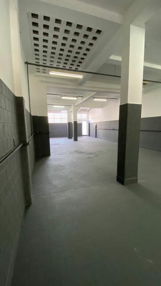 Depósito-Galpão-Armazém à venda, 186m² - Foto 1