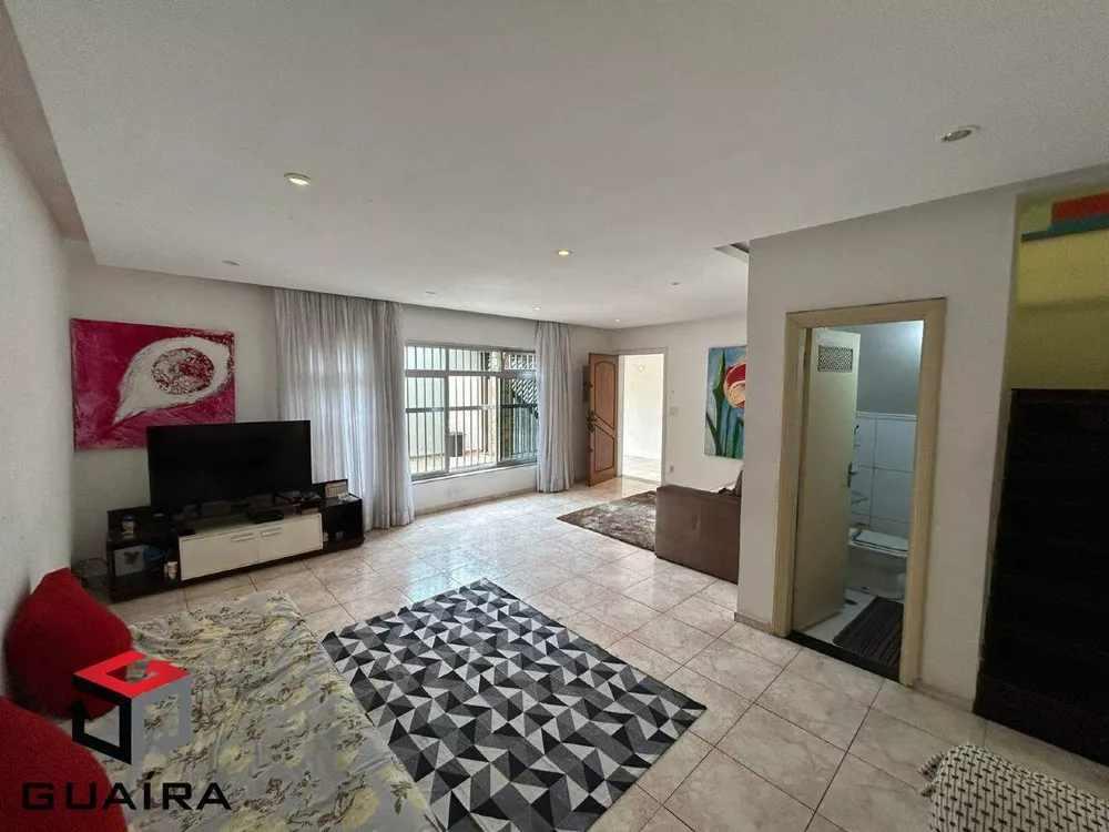 Sobrado à venda com 3 quartos, 304m² - Foto 1